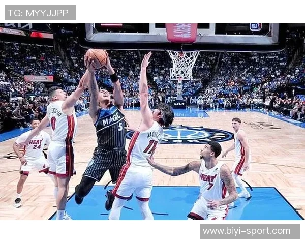 班凯罗外线状态低迷22投10中仅得25分8篮板并送出5次失误 班凯罗外线状态低迷22投10中仅得25分8篮板并送出5次失误