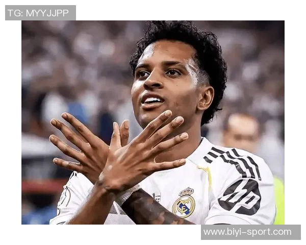 早报：罗德里戈绝杀助皇马逆转阿拉维斯收获胜利