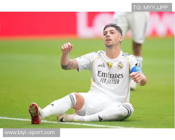 阿森西奥顶替赫伊森出任中卫巴尔韦德继续担任右后卫角色