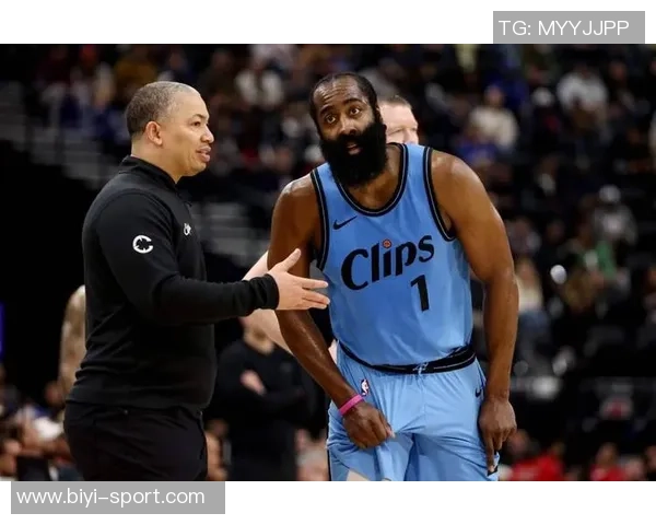 巴图姆称36岁哈登虽不如昔日辉煌但依然能贡献25分10助攻 巴图姆称36岁哈登虽不如昔日辉煌但依然能贡献25分10助攻